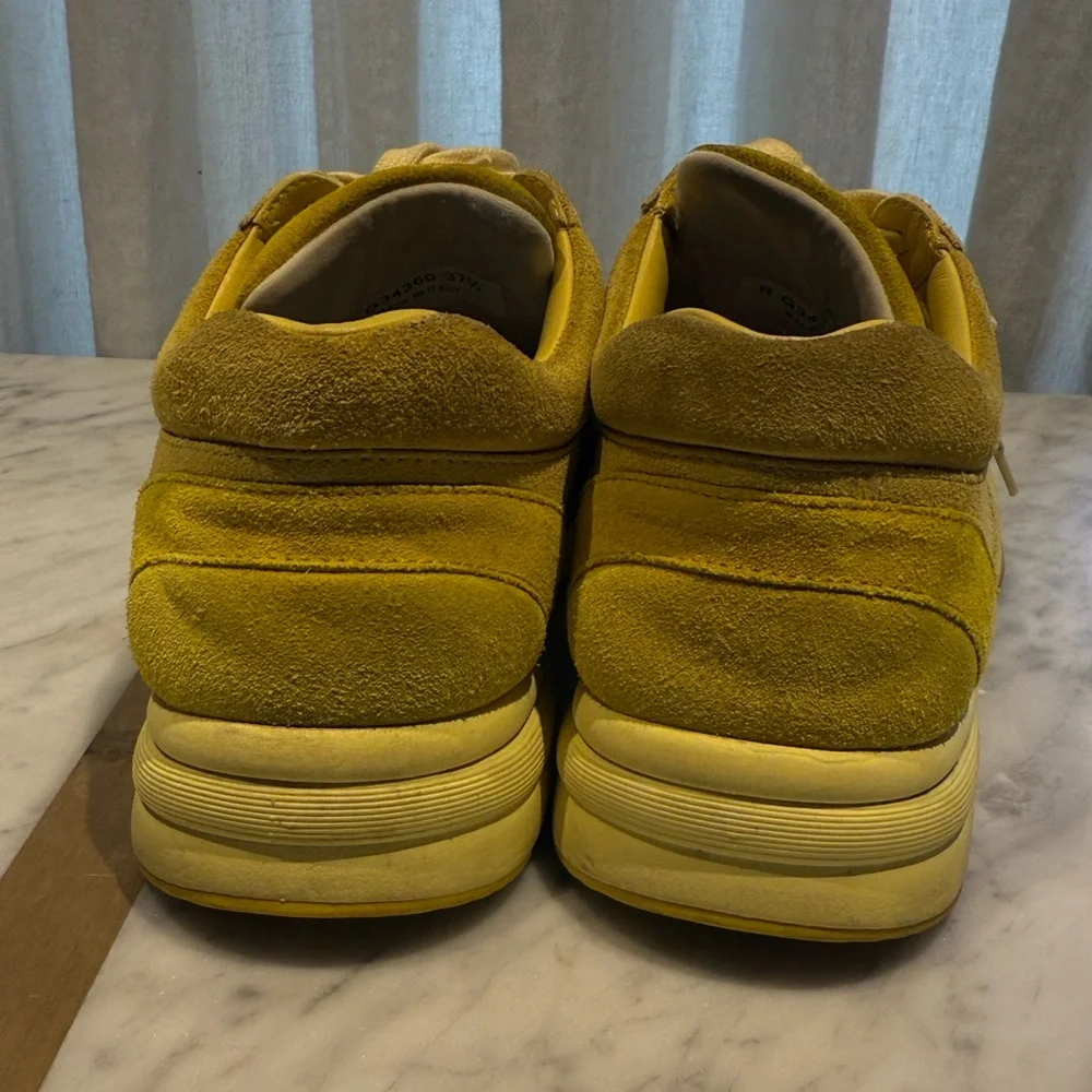 Chanel yellow suede sneakers (women’s) - Picture 5 of 8